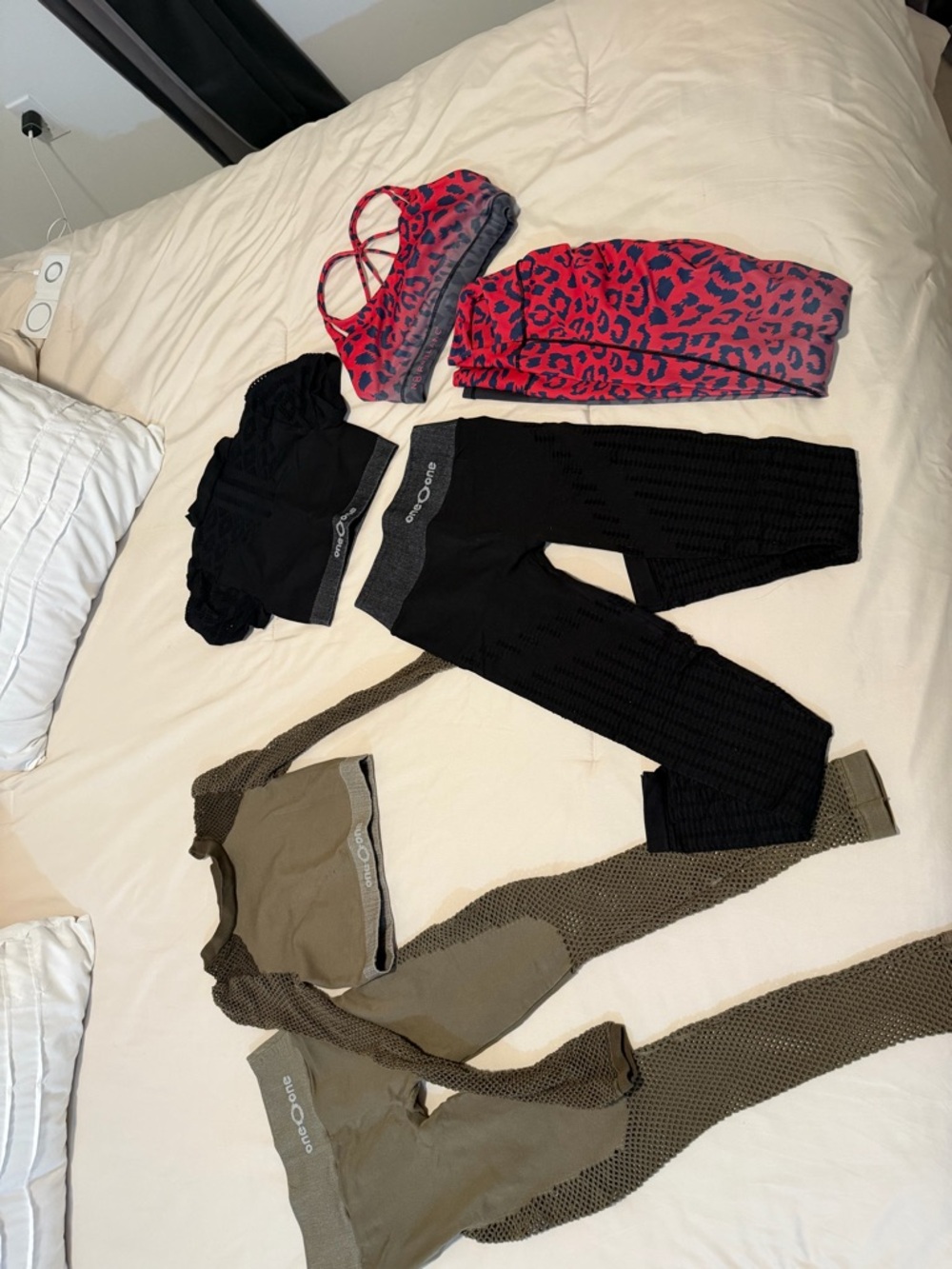 Women’s Leggings Set - Pink Red Leopard & Black High-Rise Leggings